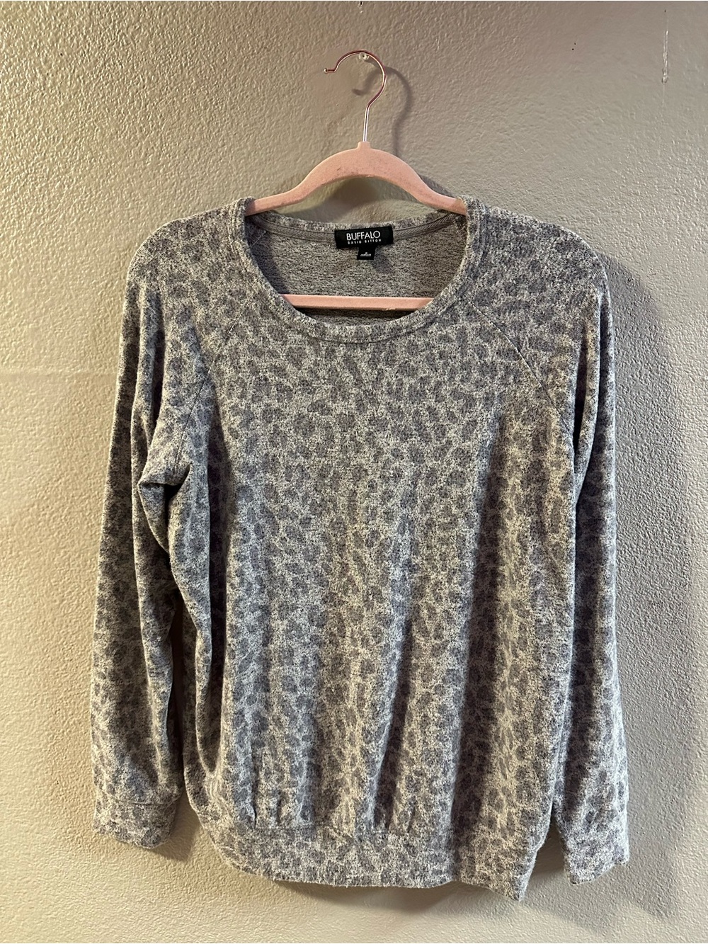 Buffalo David Bitton Ultra Soft Leopard Print Cozy Pullover Top Gray Small